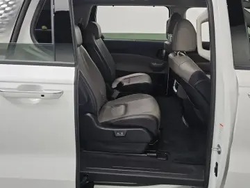 2024 Kia Carnival с пробегом 44 016 км