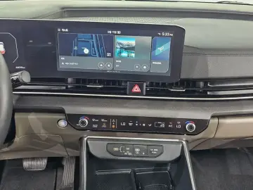 2024 Kia Carnival с пробегом 44 016 км