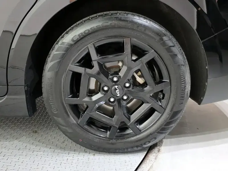 2024 Kia Carnival с пробегом 18 839 км