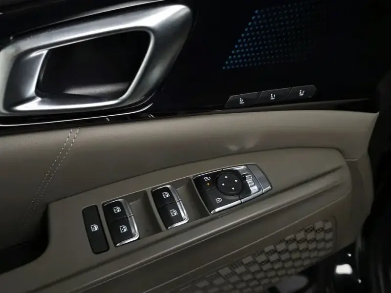 2024 Kia Carnival с пробегом 18 839 км