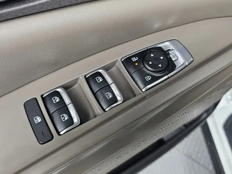 2024 Kia Carnival с пробегом 44 016 км