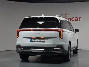 2025 Kia Carnival с пробегом 9 253 км