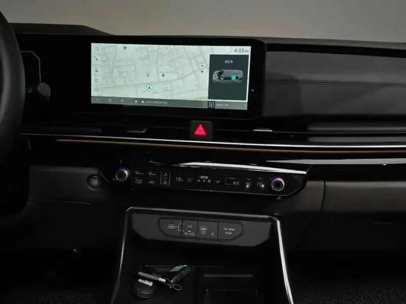 2025 Kia Carnival с пробегом 9 253 км