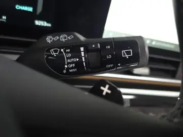 2025 Kia Carnival с пробегом 9 253 км