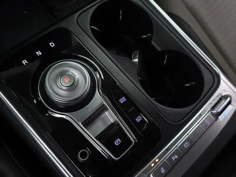 2024 Kia Carnival с пробегом 48 749 км