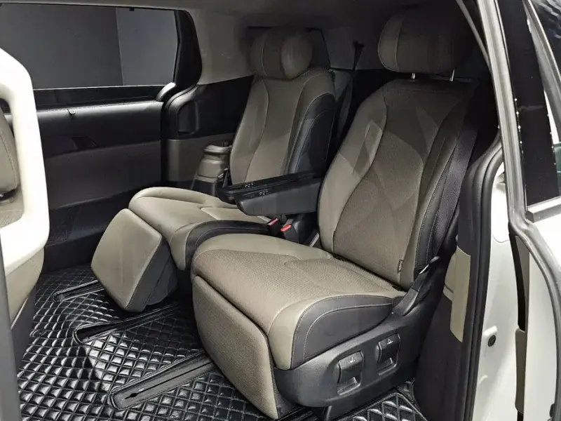2024 Kia Carnival с пробегом 29 364 км