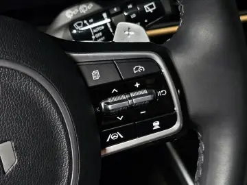 2024 Kia Carnival с пробегом 29 364 км