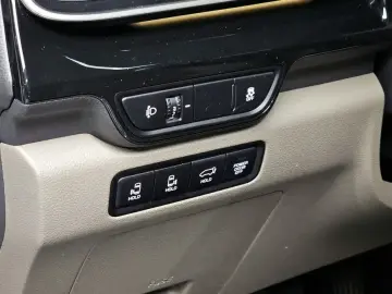 2024 Kia Carnival с пробегом 29 364 км