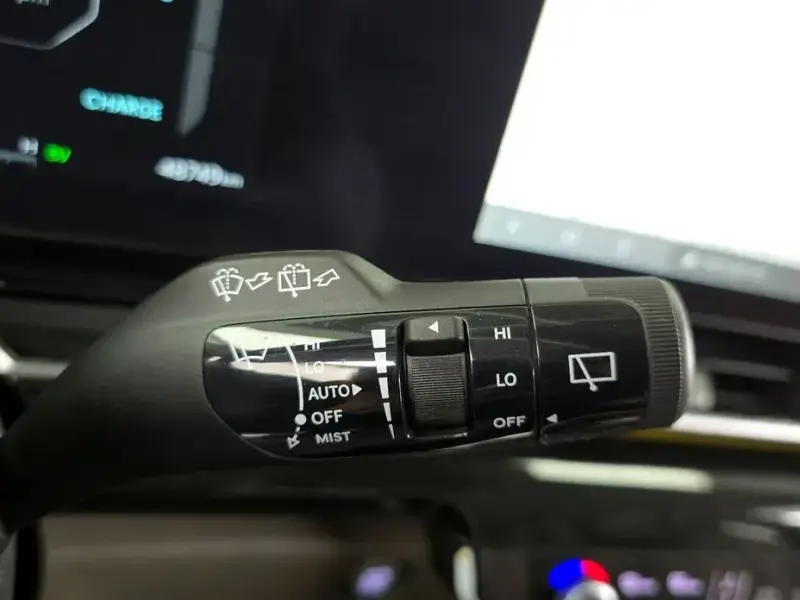 2024 Kia Carnival с пробегом 48 749 км