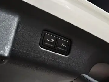 2024 Kia Carnival с пробегом 29 364 км