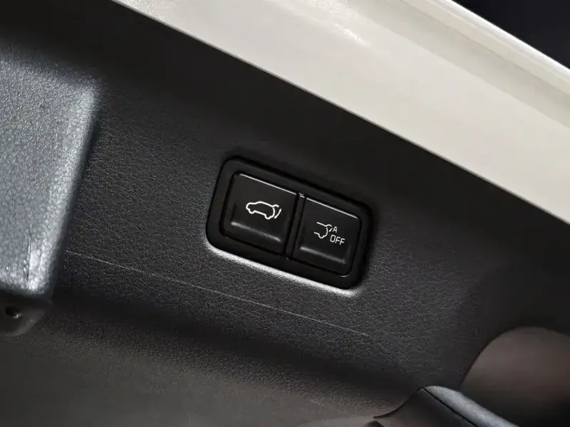 2024 Kia Carnival с пробегом 29 364 км