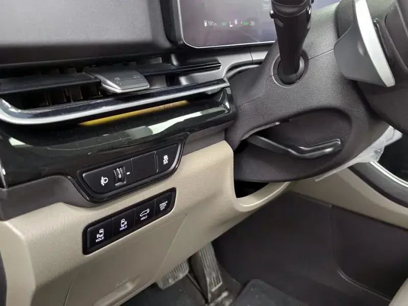 2024 Kia Carnival с пробегом 48 749 км
