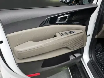 2024 Kia Carnival с пробегом 29 364 км