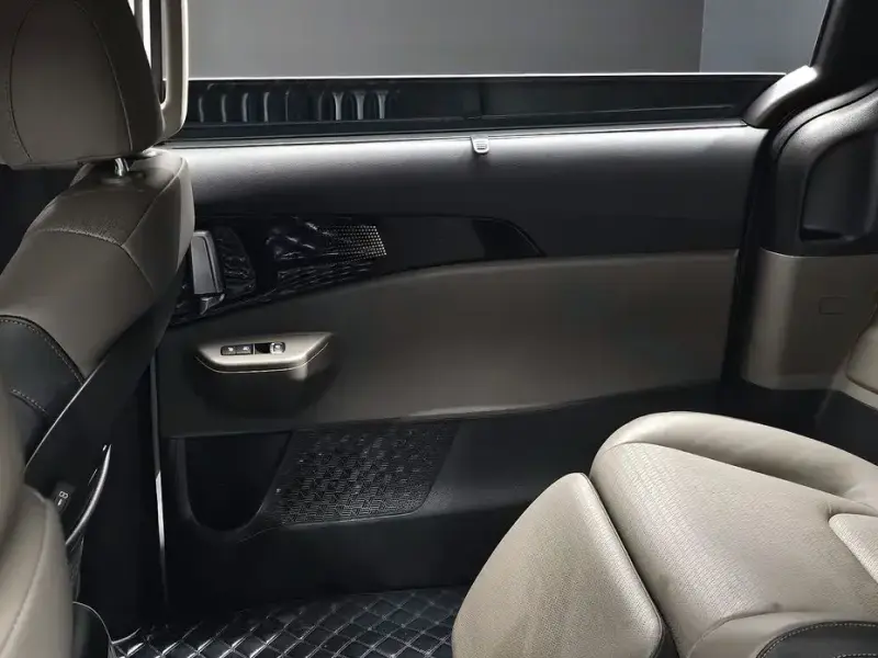 2024 Kia Carnival с пробегом 29 364 км