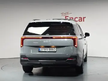 2024 Kia Carnival с пробегом 42 093 км