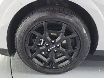 2024 Kia Carnival с пробегом 42 093 км