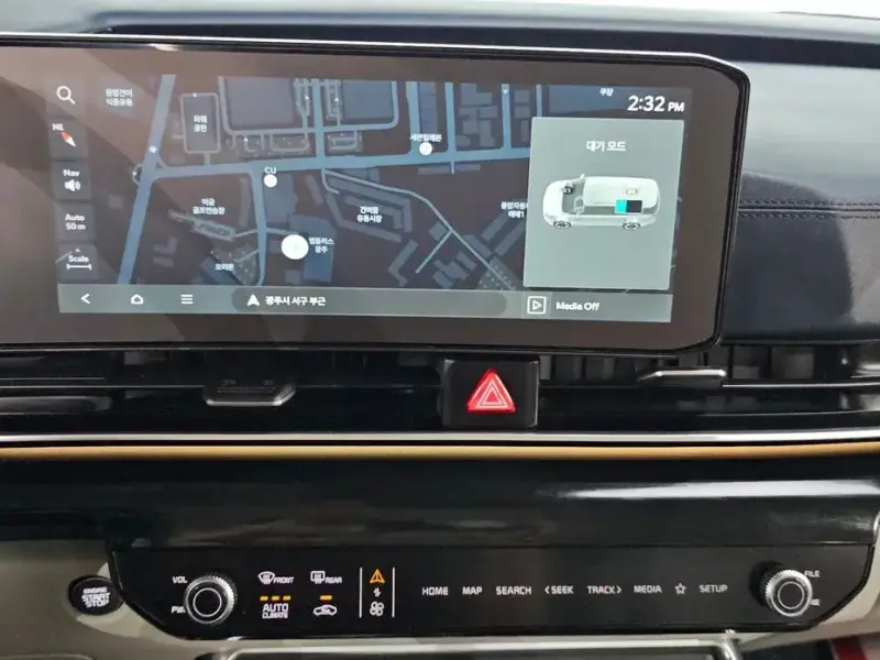 2025 Kia Carnival с пробегом 7 136 км