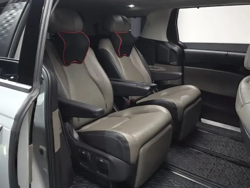2024 Kia Carnival с пробегом 42 093 км