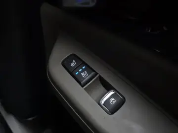 2024 Kia Carnival с пробегом 42 093 км