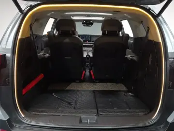 2024 Kia Carnival с пробегом 42 093 км