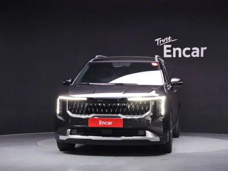 2025 Kia Carnival с пробегом 4 396 км
