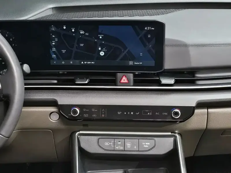 2024 Kia Carnival с пробегом 41 517 км