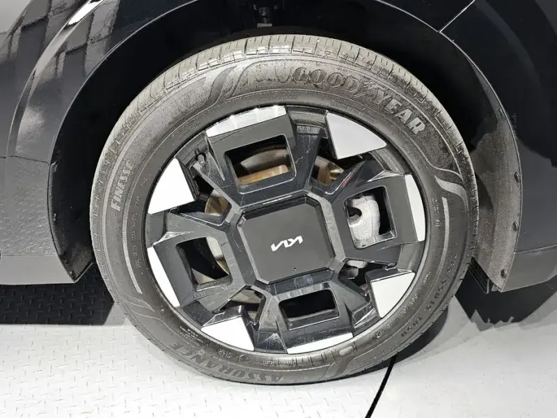 2024 Kia Carnival с пробегом 41 517 км