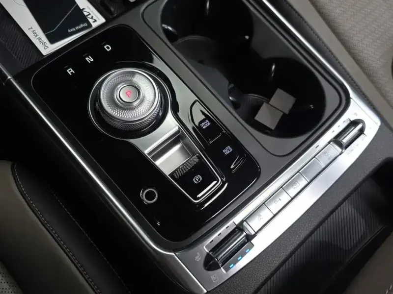 2024 Kia Carnival с пробегом 45 518 км