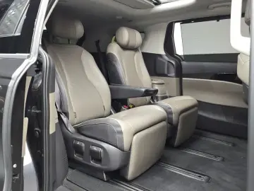2024 Kia Carnival с пробегом 45 518 км