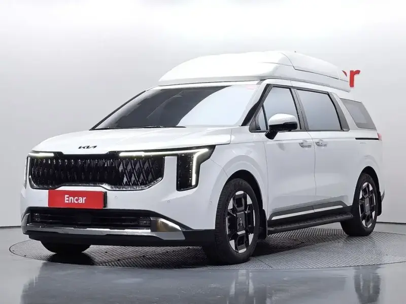 2024 Kia Carnival с пробегом 3 512 км