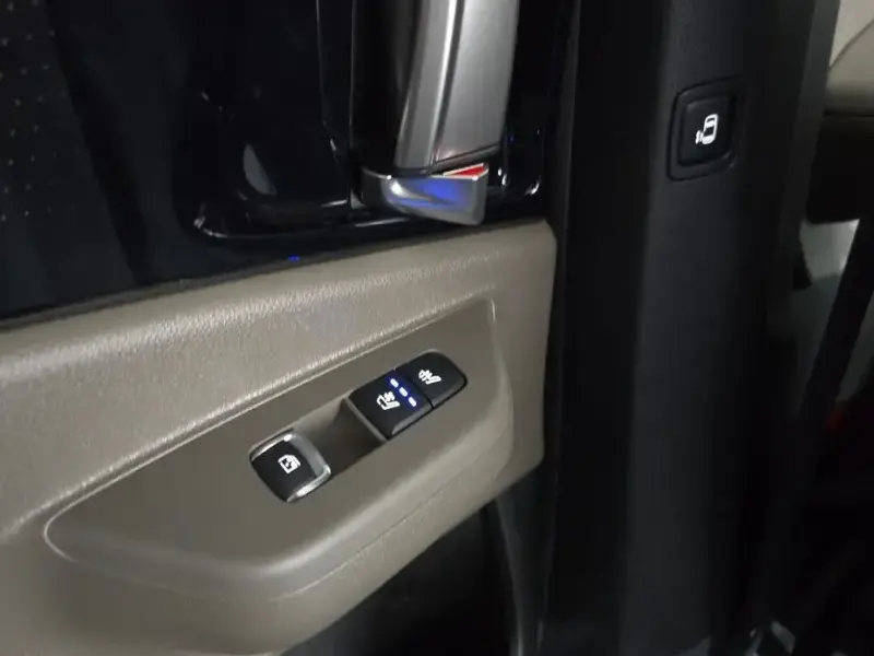 2024 Kia Carnival с пробегом 45 518 км