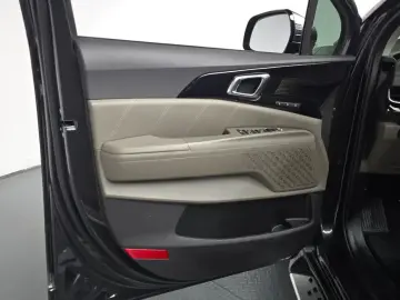 2024 Kia Carnival с пробегом 45 518 км