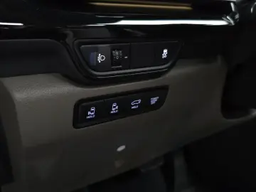 2024 Kia Carnival с пробегом 45 518 км