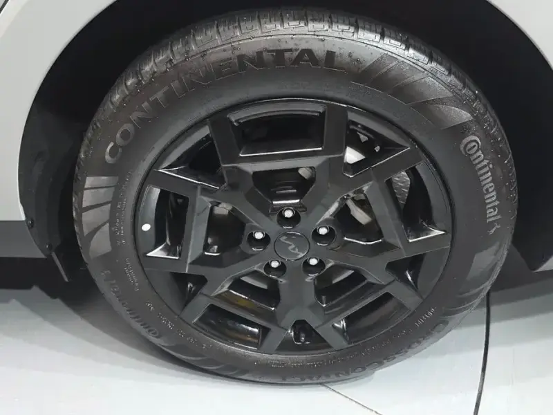 2025 Kia Carnival с пробегом 10 917 км