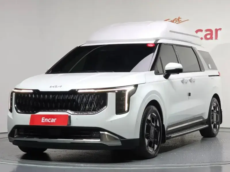 2025 Kia Carnival с пробегом 14 751 км