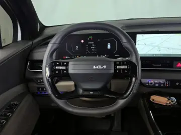 2025 Kia Carnival с пробегом 14 751 км