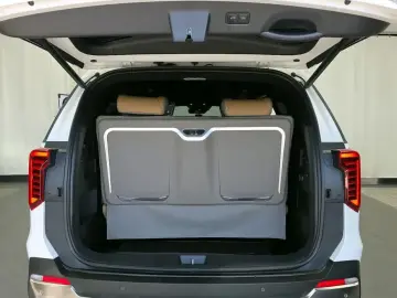 2025 Kia Carnival с пробегом 14 751 км