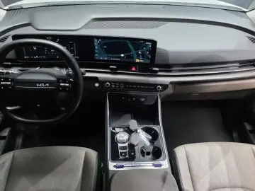 2025 Kia Carnival с пробегом 55 149 км
