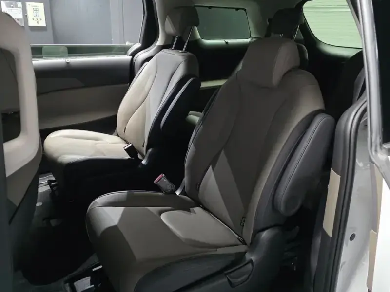 2025 Kia Carnival с пробегом 55 149 км