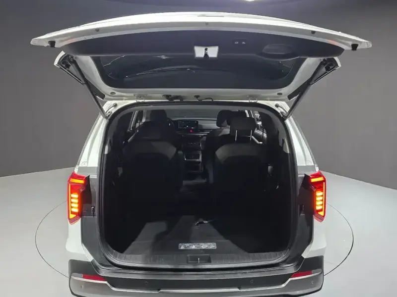 2025 Kia Carnival с пробегом 55 149 км