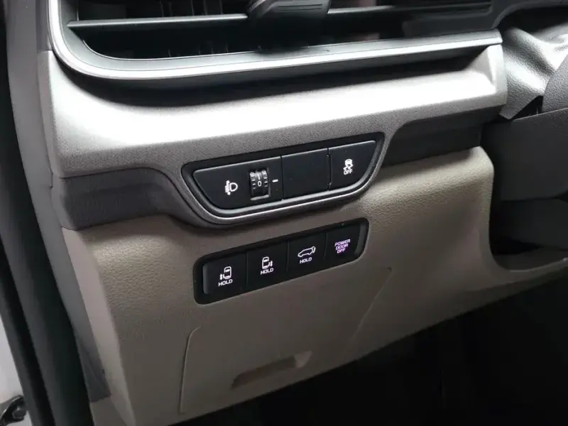 2025 Kia Carnival с пробегом 55 149 км