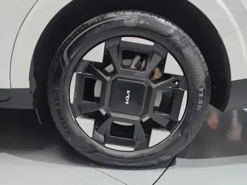 2025 Kia Carnival с пробегом 55 149 км