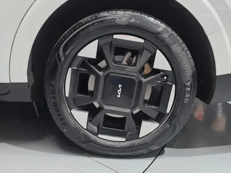 2025 Kia Carnival с пробегом 55 149 км