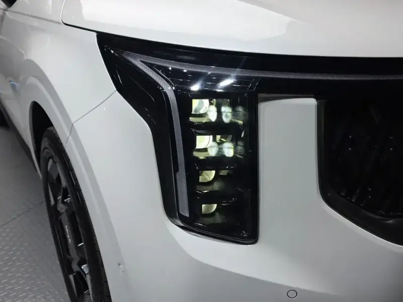 2025 Kia Carnival с пробегом 55 149 км