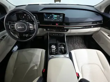 2024 Kia Carnival с пробегом 24 660 км