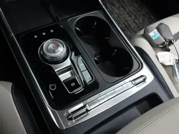 2024 Kia Carnival с пробегом 24 660 км