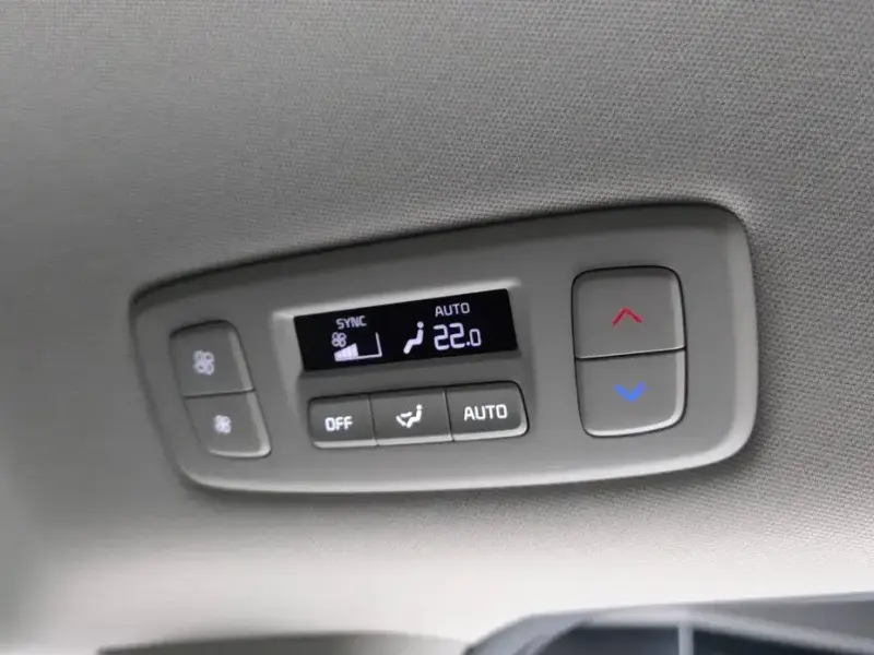 2025 Kia Carnival с пробегом 55 149 км