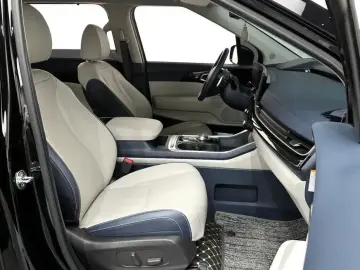 2024 Kia Carnival с пробегом 24 660 км