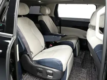 2024 Kia Carnival с пробегом 24 660 км