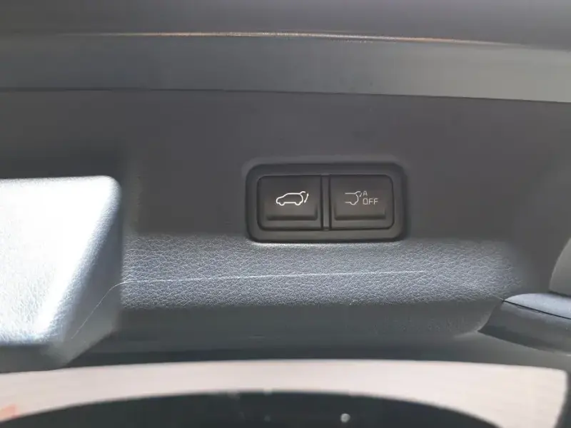 2024 Kia Carnival с пробегом 24 660 км